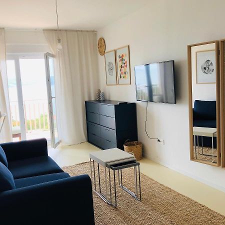 Apartman Meghan โนวีวีโนดอลสกี ภายนอก รูปภาพ
